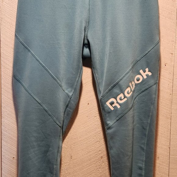 Reebok Set - Picture 3 of 5